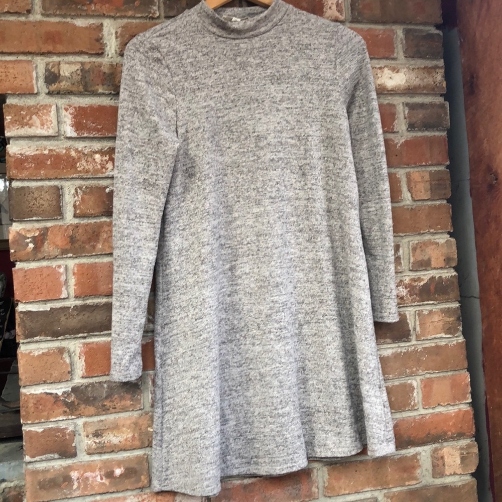 Women’s size small dress